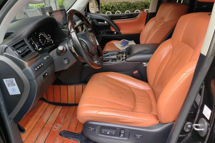 Used Lexus LX 2016 570 Prestige Luxury Edition Driver Seat
