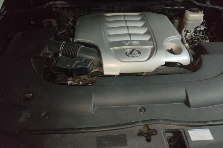 Used Lexus LX 2016 570 Prestige Luxury Edition Engine Bay