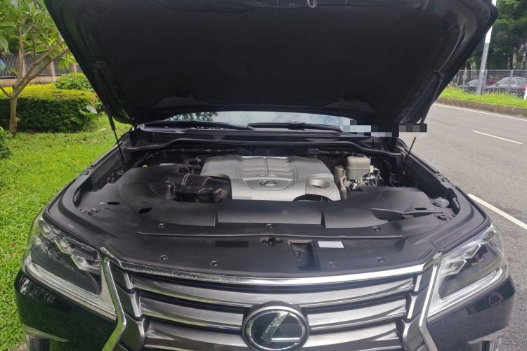Used Lexus LX 2016 570 Prestige Luxury Edition Engine Bay