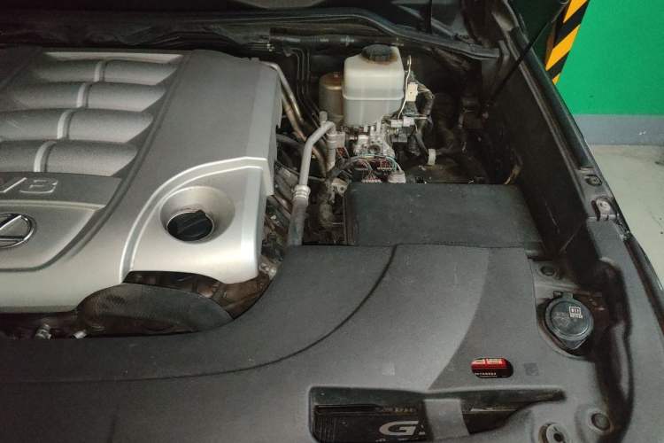 Used Lexus LX 2016 570 Prestige Luxury Edition Engine Bay Left