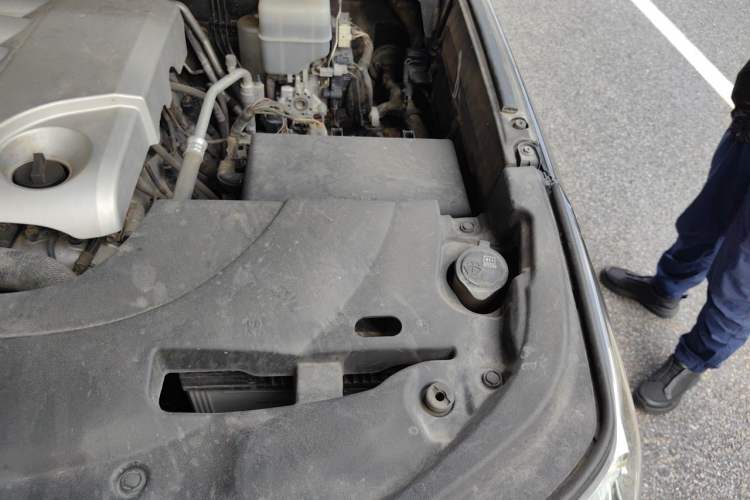 Used Lexus LX 2016 570 Prestige Luxury Edition Engine Bay Left