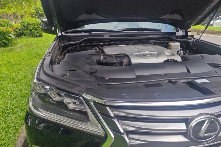 Used Lexus LX 2016 570 Prestige Luxury Edition Engine Bay Right