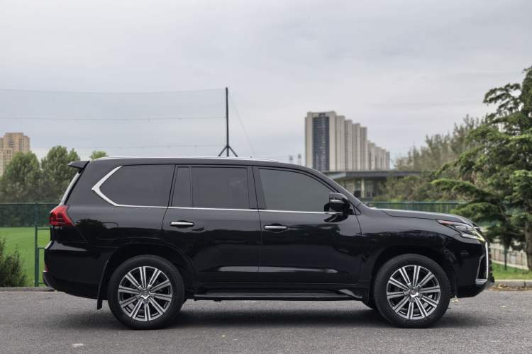 Used Lexus LX 2016 570 Prestige Luxury Edition Exterior 2