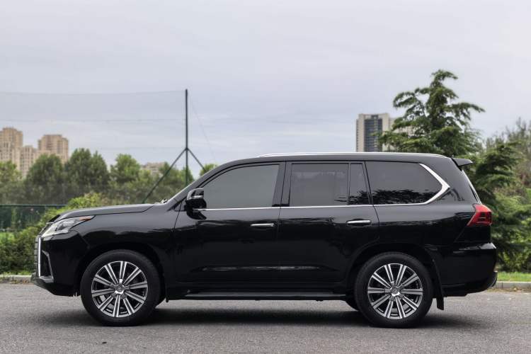 Used Lexus LX 2016 570 Prestige Luxury Edition Exterior 5