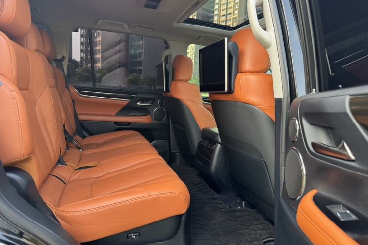 Used Lexus LX 2016 570 Prestige Luxury Edition Interior 2