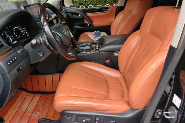 Used Lexus LX 2016 570 Prestige Luxury Edition Left Front Seat