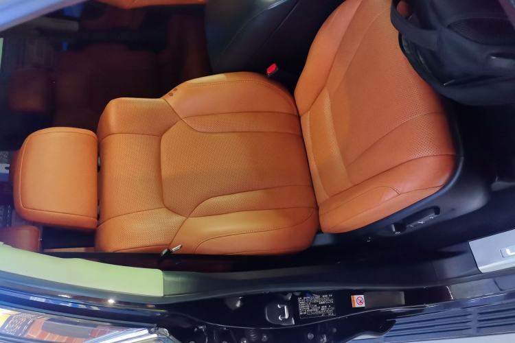 Used Lexus LX 2016 570 Prestige Luxury Edition Right Front Seat