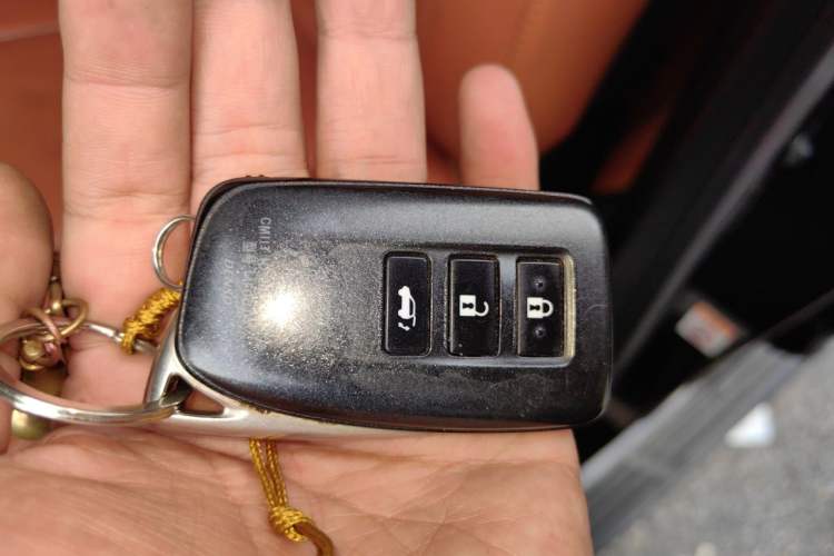 Used Lexus LX 2016 570 Prestige Luxury Edition Vehicle Key