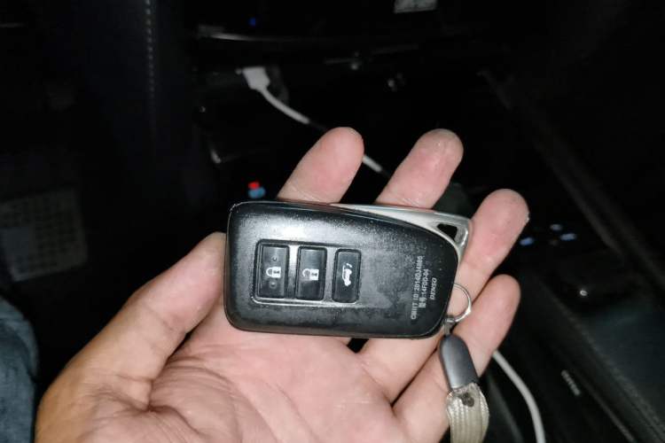 Used Lexus LX 2016 570 Prestige Luxury Edition Vehicle Key