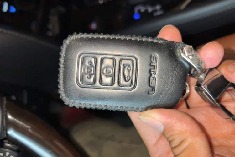 Used Lexus LX 2016 570 Prestige Luxury Edition Vehicle Key