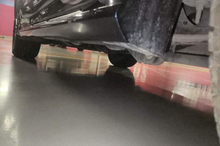 Used Lexus LX 2016 570 Dynamic Luxury Edition Chassis Rear Left