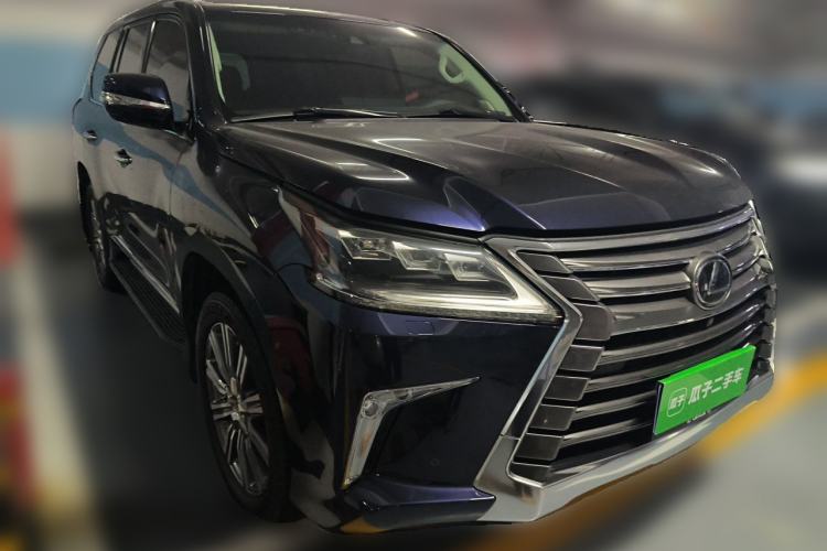 Used Lexus LX 2016 570 8-Seater Parallel Import Front Right 45 Deg