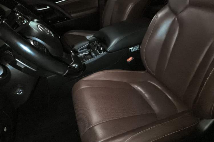 Used Lexus LX 2016 570 Dynamic Luxury Edition Left Front Seat