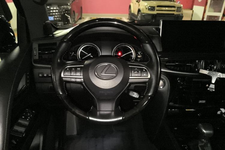 Used Lexus LX 2016 570 Dynamic Luxury Edition Steering Wheel