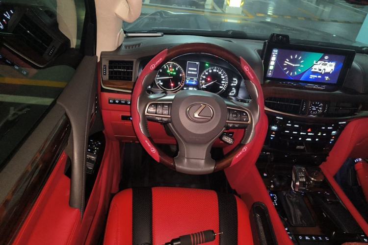 Used Lexus LX 2016 570 8-Seater Parallel Import Steering Wheel