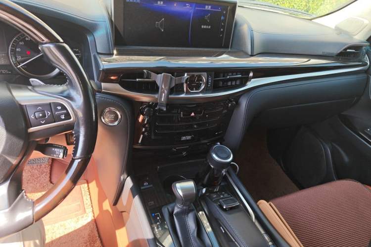Used Lexus LX 2016 570 Dynamic Luxury Edition Audio And AC Panel