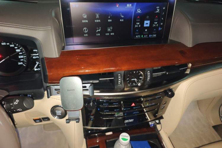 Used Lexus LX 2016 570 Dynamic Luxury Edition Audio And AC Panel
