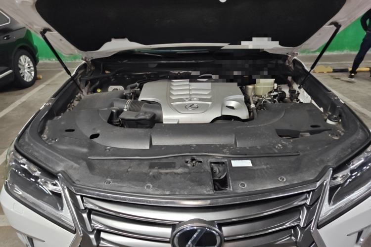 Used Lexus LX 2016 570 Prestige Luxury Edition Engine Bay