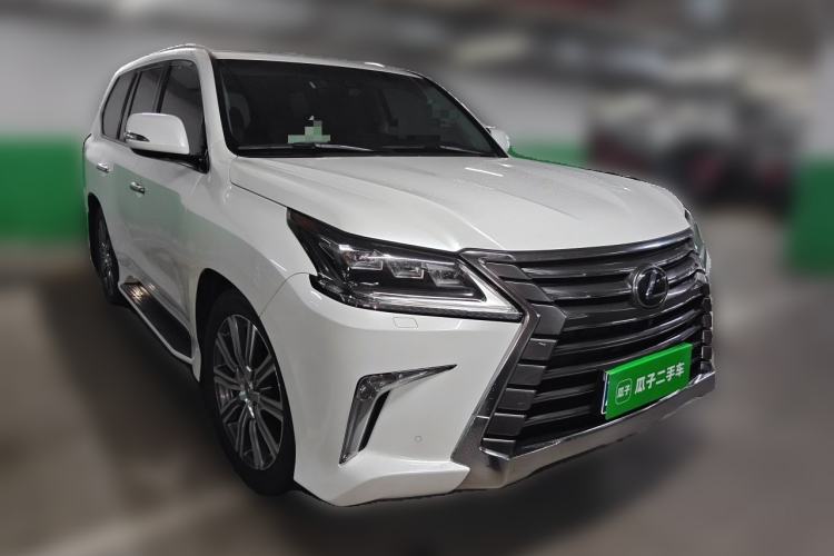 Used Lexus LX 2016 570 Prestige Luxury Edition Front Right 45 Deg