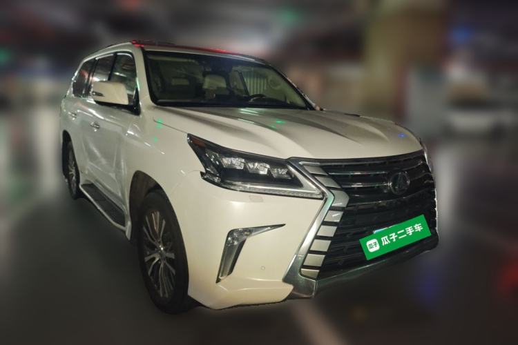 Used Lexus LX 2016 570 Dynamic Luxury Edition Front Right 45 Deg