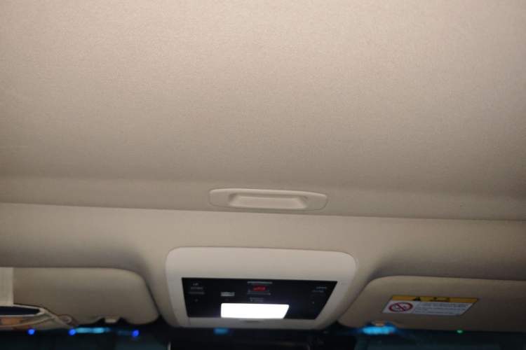 Used Lexus LX 2016 570 Dynamic Luxury Edition Headliner