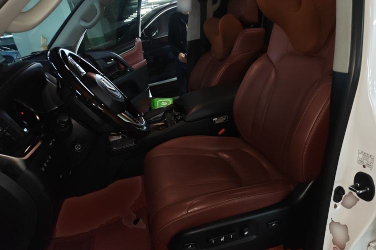 Used Lexus LX 2016 570 Prestige Luxury Edition Left Front Seat