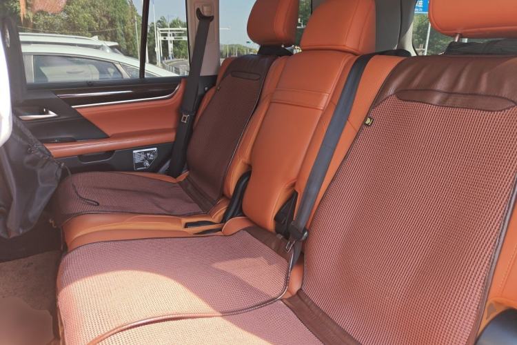 Used Lexus LX 2016 570 Dynamic Luxury Edition Left Rear Seat