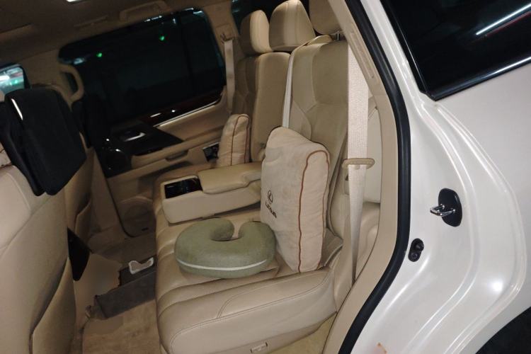 Used Lexus LX 2016 570 Dynamic Luxury Edition Left Rear Seat
