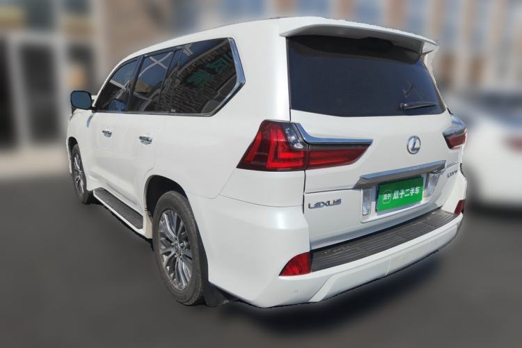 Used Lexus LX 2016 570 Dynamic Luxury Edition Rear Left 45 Deg