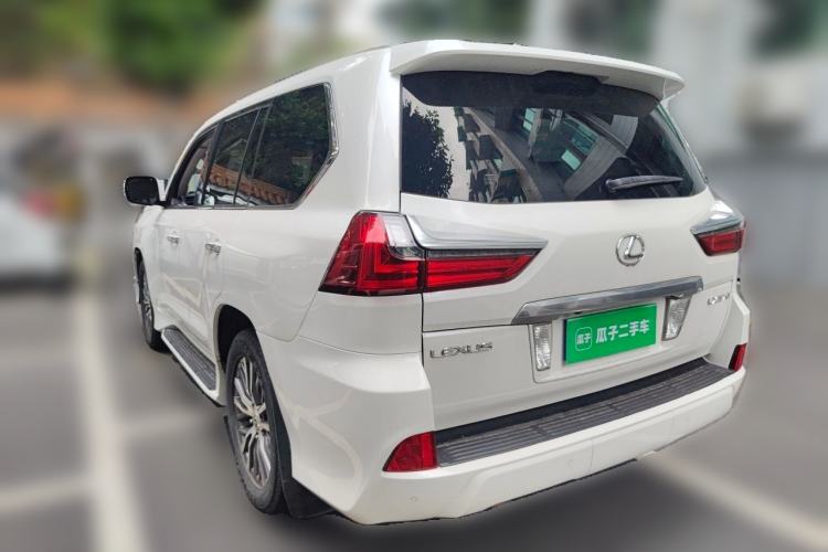 Used Lexus LX 2016 570 Dynamic Luxury Edition Rear Left 45 Deg