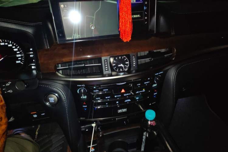 Used Lexus LX 2017 570 Dynamic Luxury Edition Audio And AC Panel