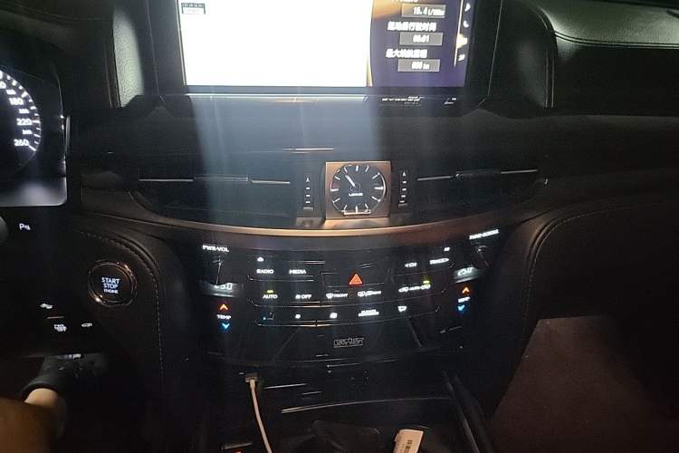 Used Lexus LX 2017 570 Prestige Luxury Edition Audio And AC Panel