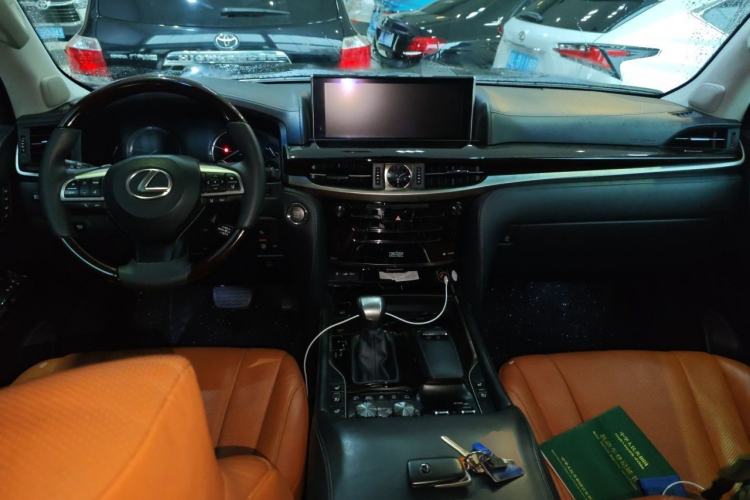Used Lexus LX 2017 570 Prestige Luxury Edition Center Console