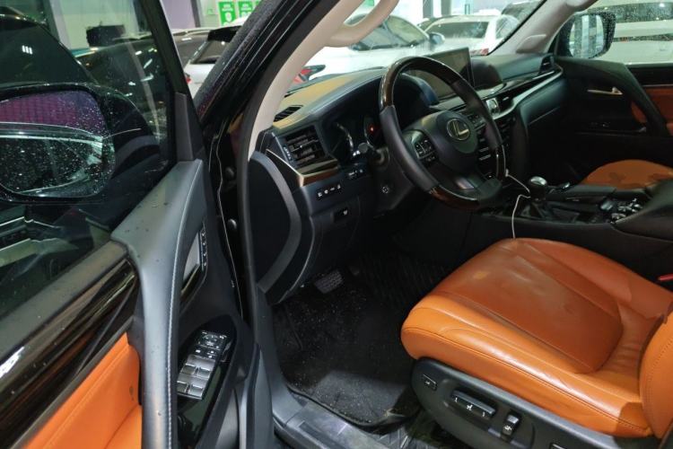 Used Lexus LX 2017 570 Prestige Luxury Edition Driver Seat