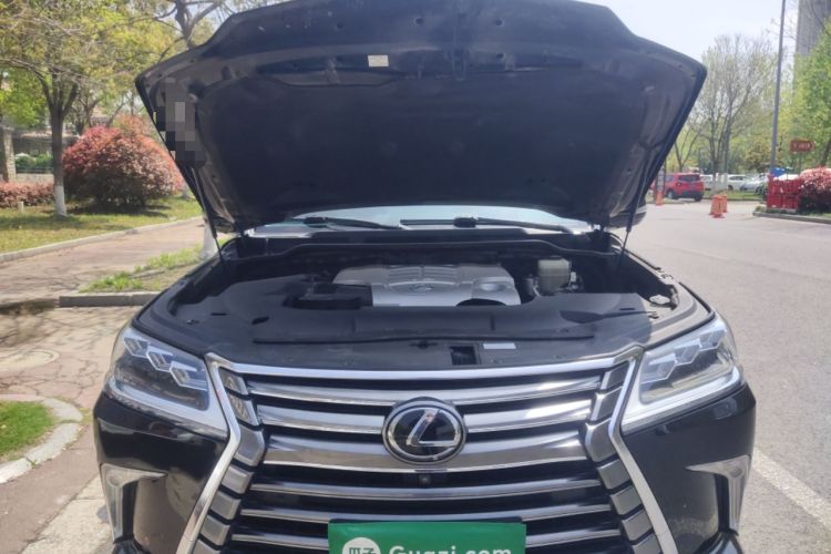 Used Lexus LX 2017 570 Prestige Luxury Edition Engine Bay