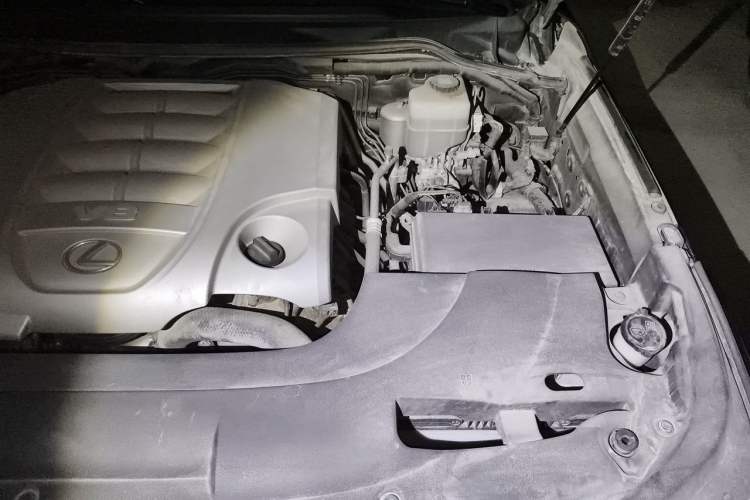 Used Lexus LX 2017 570 Dynamic Luxury Edition Engine Bay Left