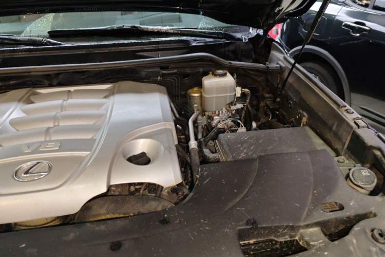 Used Lexus LX 2017 570 Prestige Luxury Edition Engine Bay Left