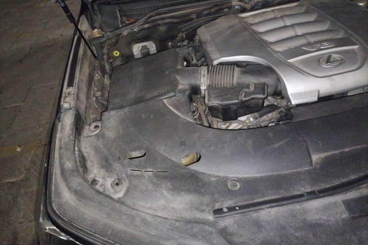 Used Lexus LX 2017 570 Prestige Luxury Edition Engine Bay Right