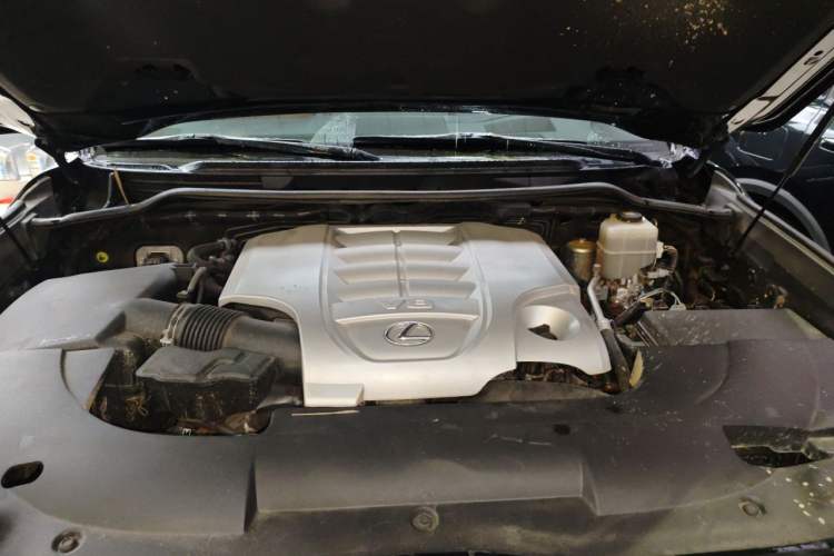 Used Lexus LX 2017 570 Prestige Luxury Edition Engine Bay