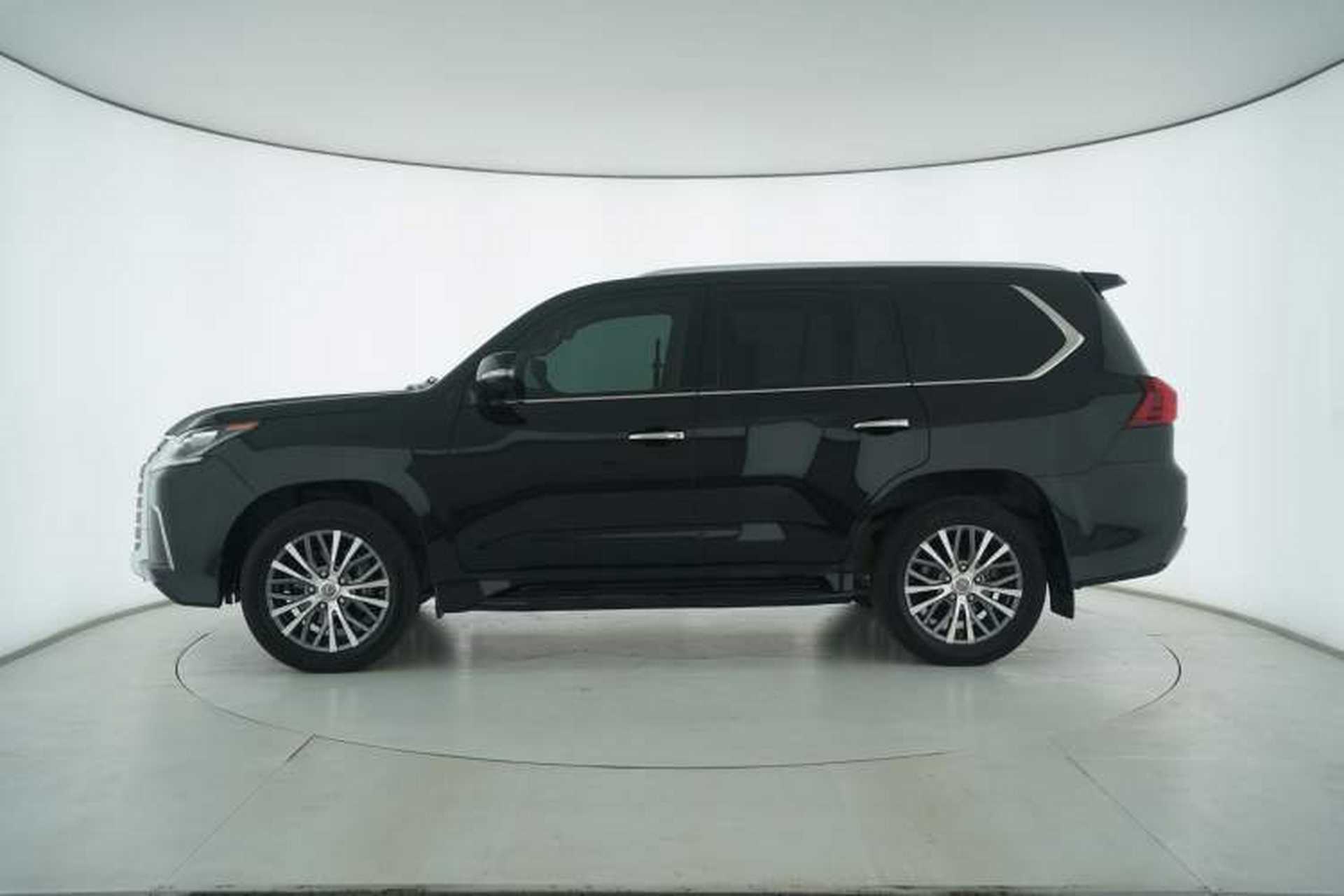 Used Lexus LX 2017 570 Dynamic Luxury Edition Exterior 2