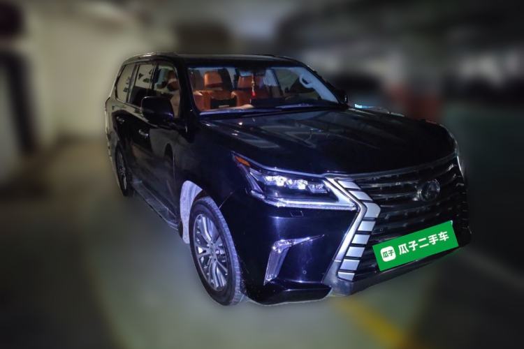 Used Lexus LX 2017 570 Dynamic Luxury Edition Front Right 45 Deg