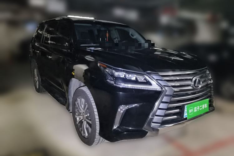 Used Lexus LX 2017 570 Dynamic Luxury Edition Front Right 45 Deg