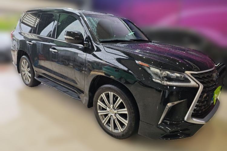 Used Lexus LX 2017 570 Prestige Luxury Edition Front Right 45 Deg