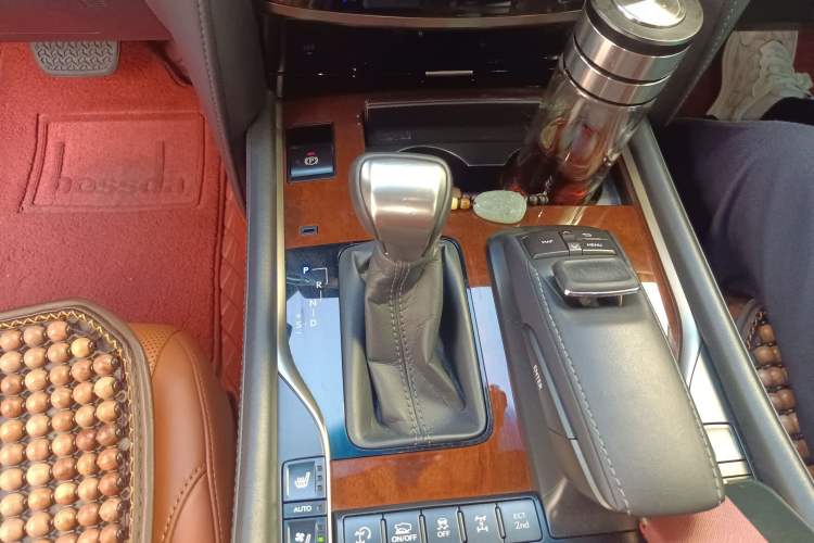 Used Lexus LX 2017 570 Prestige Luxury Edition Gear Lever