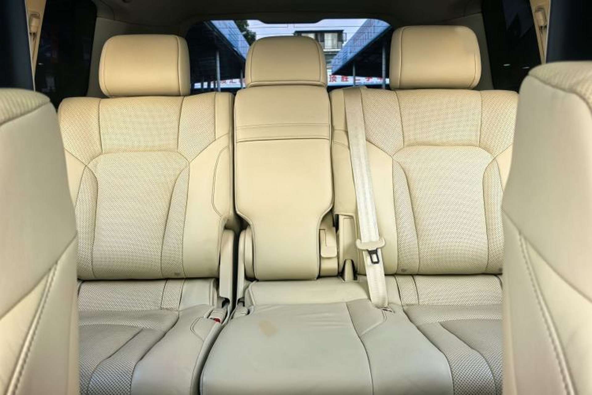 Used Lexus LX 2017 570 Dynamic Luxury Edition Interior 8