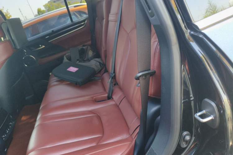Used Lexus LX 2017 570 Dynamic Luxury Edition Left Rear Seat