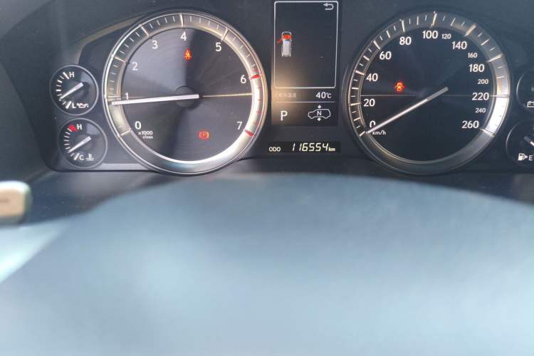 Used Lexus LX 2017 570 Dynamic Luxury Edition Odometer Close Up