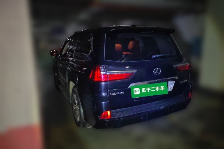 Used Lexus LX 2017 570 Dynamic Luxury Edition Rear Left 45 Deg