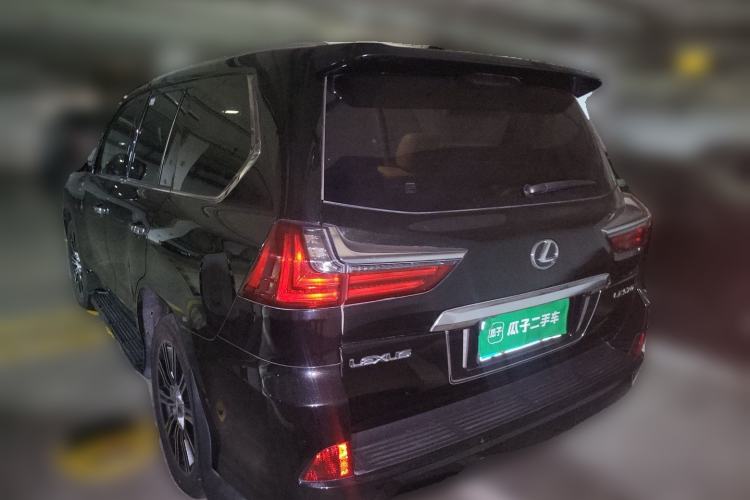 Used Lexus LX 2017 570 Prestige Luxury Edition Rear Left 45 Deg