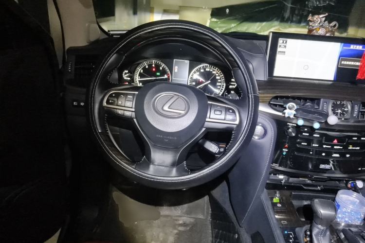 Used Lexus LX 2017 570 Dynamic Luxury Edition Steering Wheel